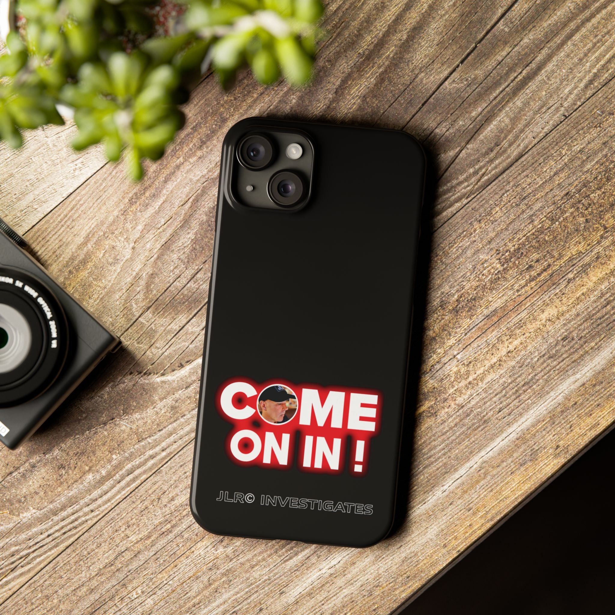 Come On In! JLR© Investigates Slim Phone Cases