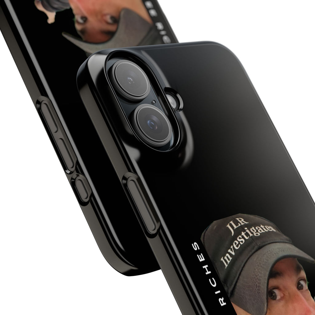 Jonathan Lee Riches Investigates Slim Phone Case