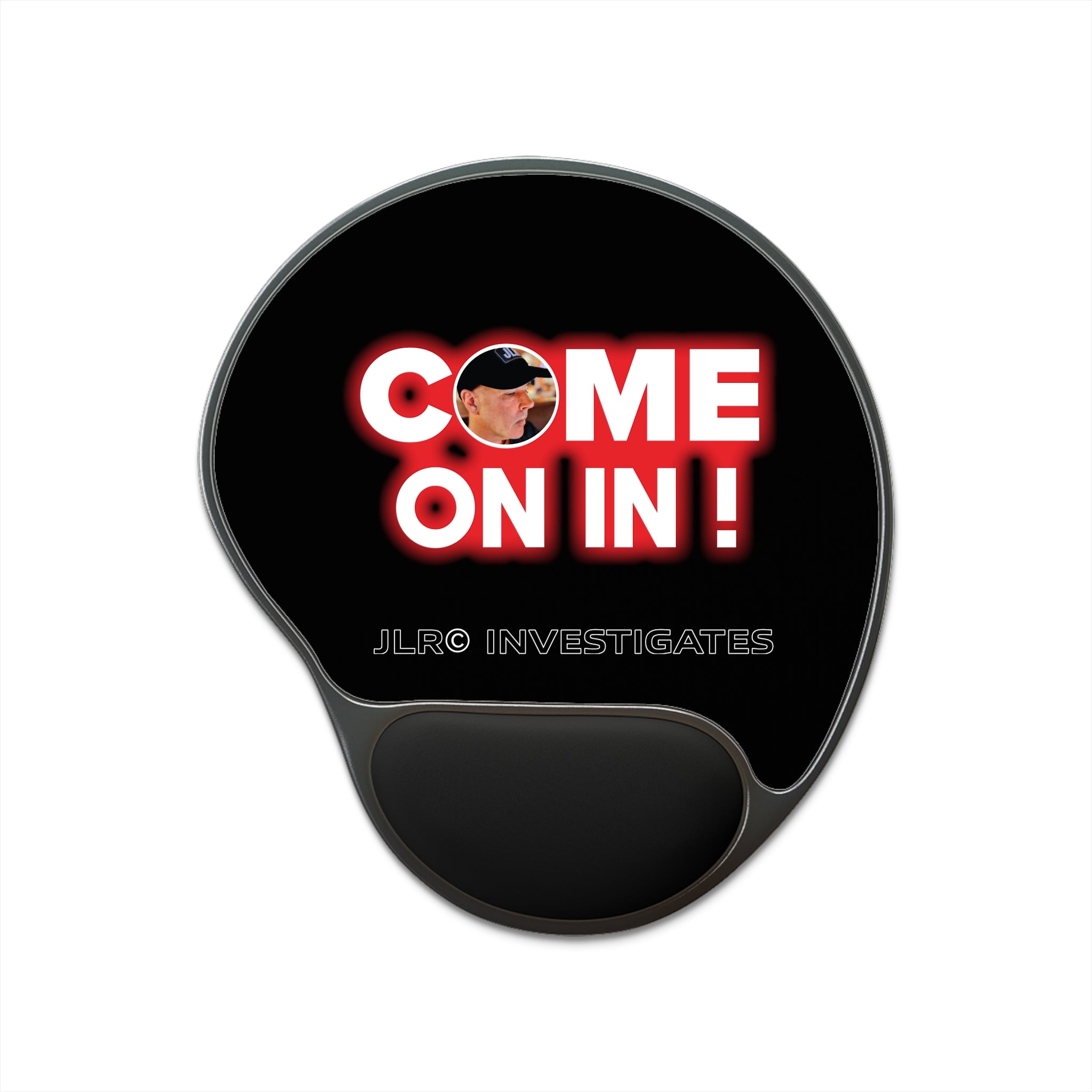 Come On In! JLR© Investigates Mouse Pad with Wrist Rest